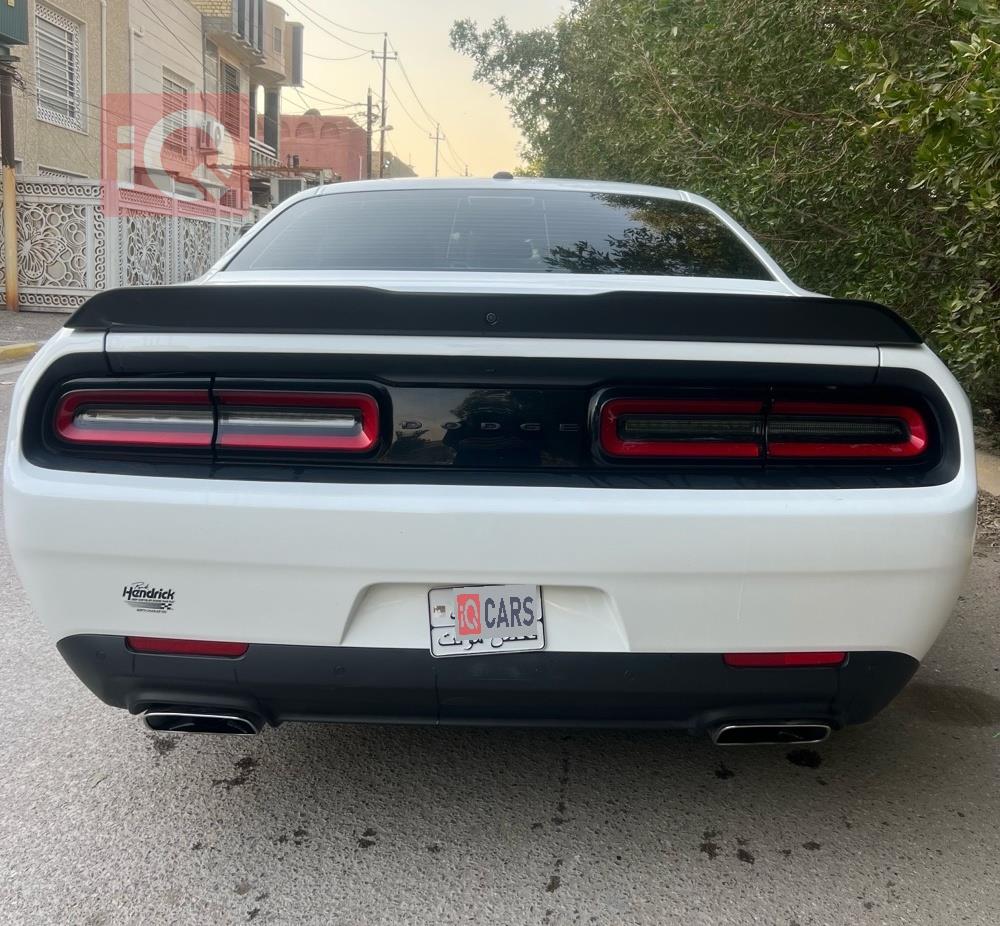 Dodge Challenger